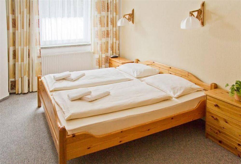 Hotel Garni Grundmuehle Bad Schandau Esterno foto